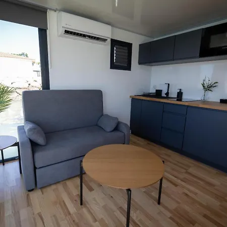 The Boathouse Company - Casa Flotante Experience - Real Club Nautico, ספינת מלון *